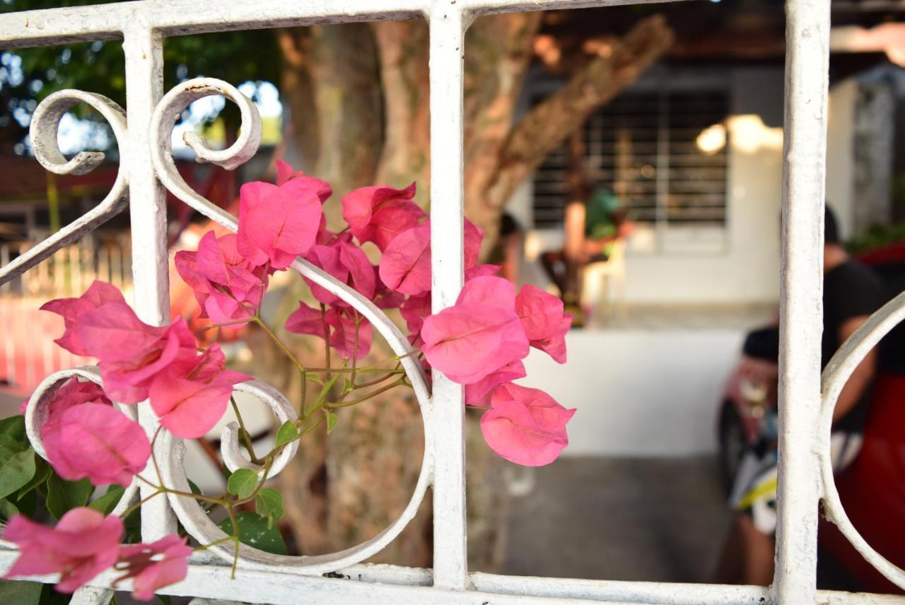 Homestay Esther House - Posada Familiar Cartagena