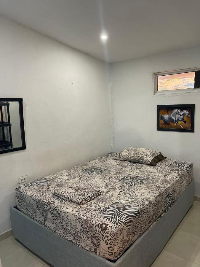 Esther House - Posada Familiar Habitación en casa particular Cartagena